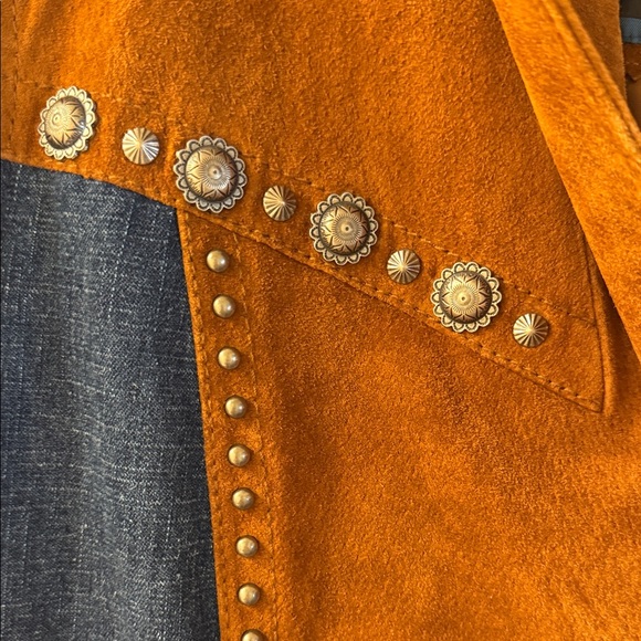 Stunning Cripple Creek Brown Leather Jacket w/ heavy Blue Jean Fabric & Conchos - Picture 9 of 16